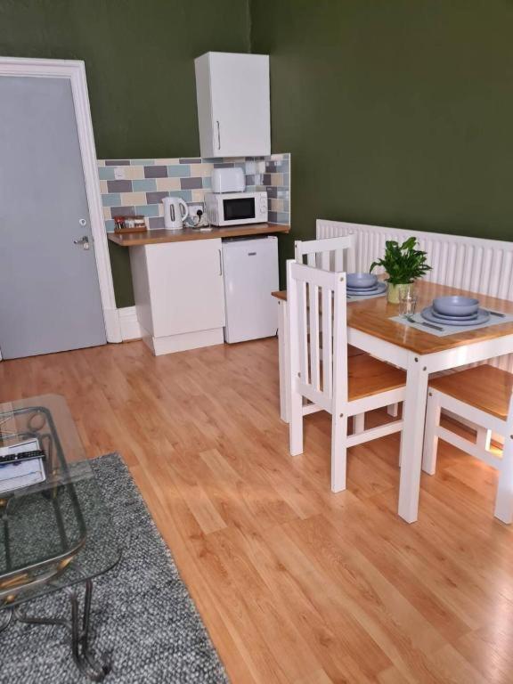 Digbeth City Centre Apartment Sleeps 12 Opposite Coach Station Birmingham Dış mekan fotoğraf