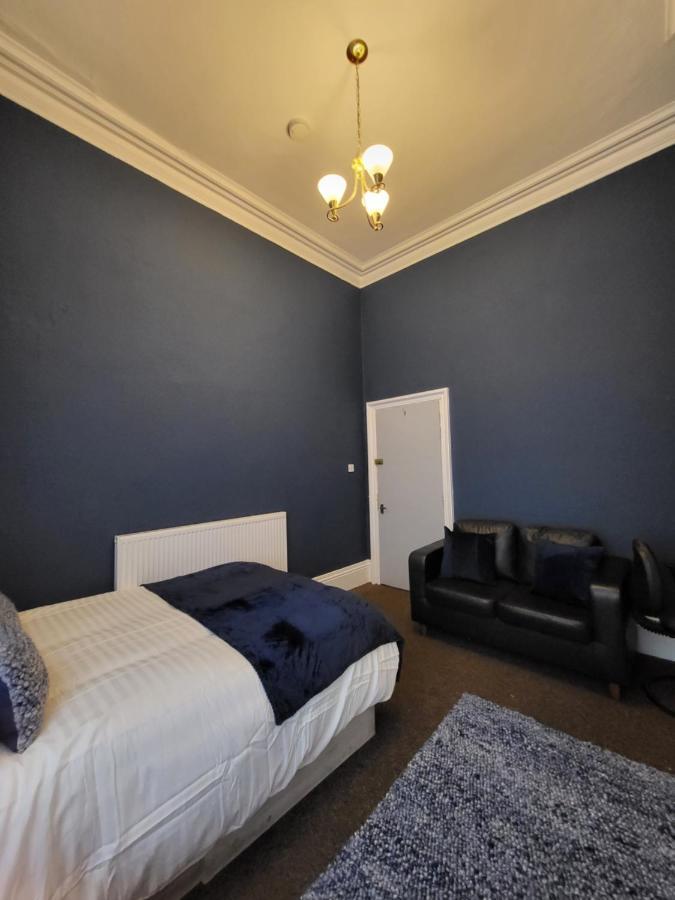 Digbeth City Centre Apartment Sleeps 12 Opposite Coach Station Birmingham Dış mekan fotoğraf