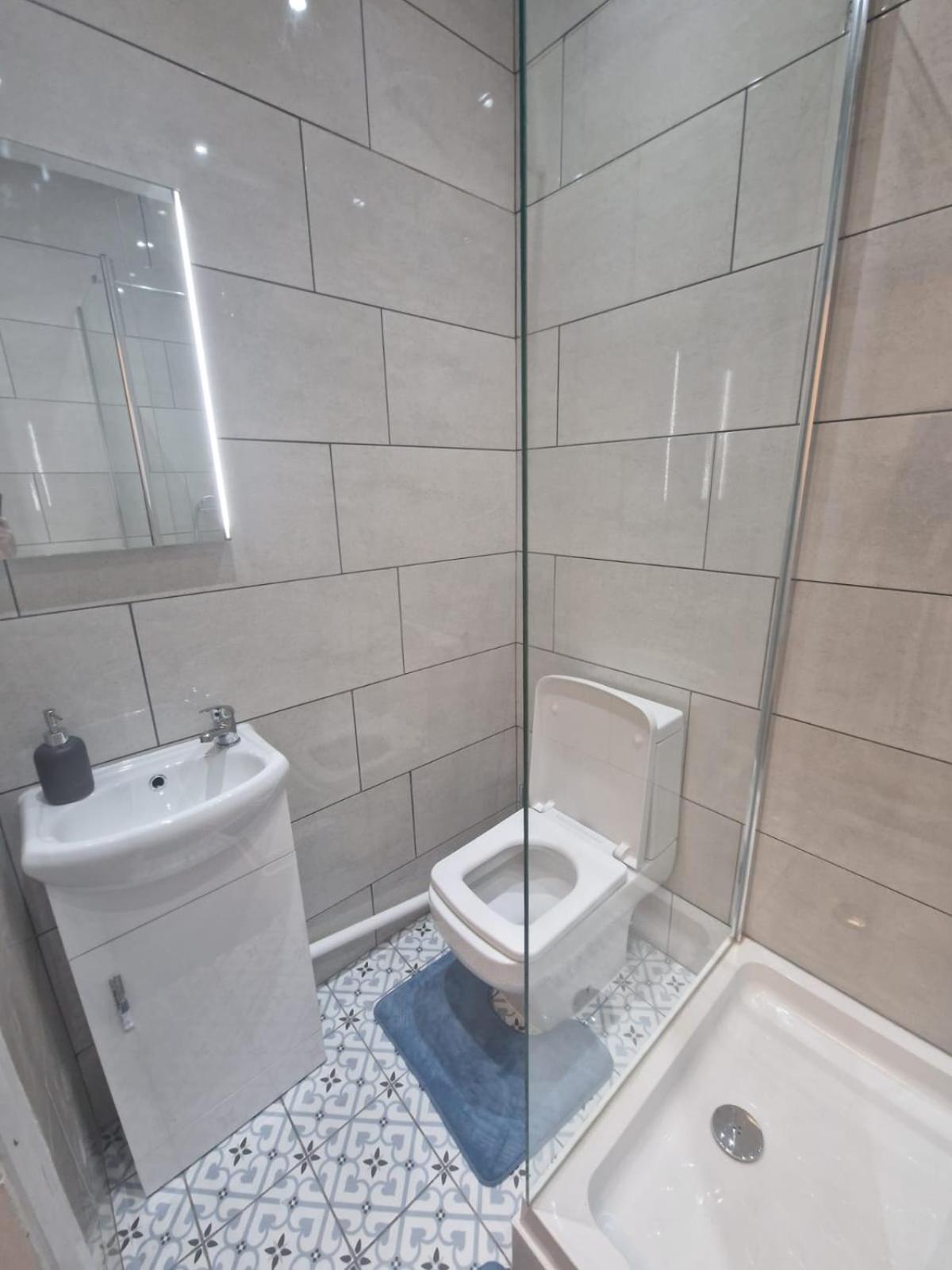 Digbeth City Centre Apartment Sleeps 12 Opposite Coach Station Birmingham Dış mekan fotoğraf